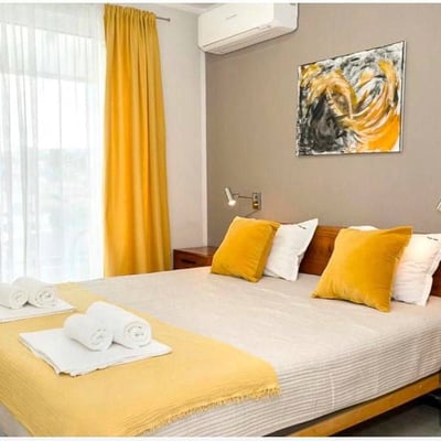 Vermietung einer komfortablen 2-Zimmer-Wohnung, 65 m², Stadtteil Hl. Hl. Konstantin und Helena, Varna, Bulgarien